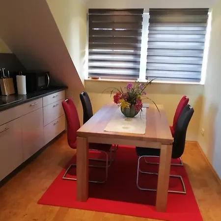 شقة Ferienwohnung Berngau
